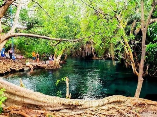 Chemka Hot Springs Day Trip